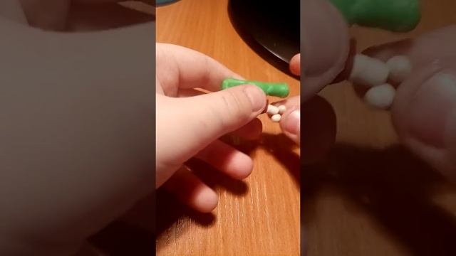 Видео лепка фигурки из амонг АС смотреть онлайн