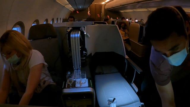 TAP Air Portugal A321LR Business Class Review | LIS-YUL | Throne & Honeymoon seats! смотреть онлайн