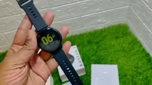 Samsung Galaxy Watch Active 2 unboxing | Next2brand смотреть онлайн