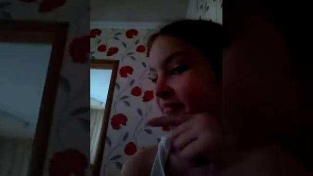 Что я делаю дома когда одна??? смотреть онлайн