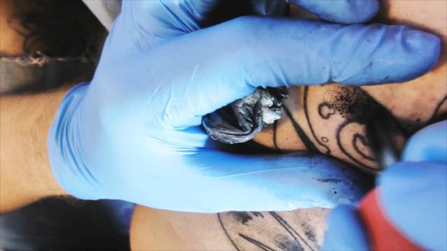 Yellow dog tattoo / VladBlad tattoo machines смотреть онлайн