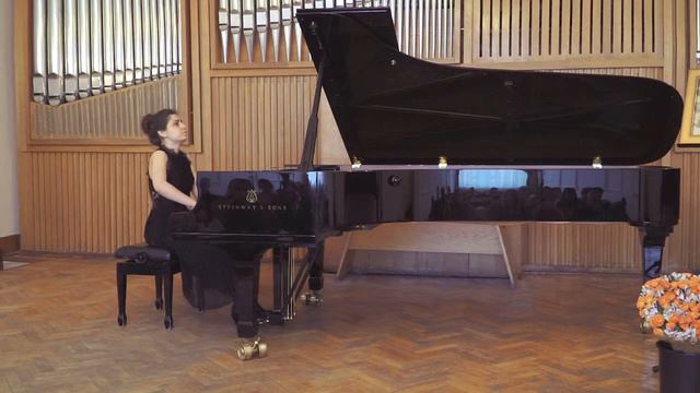 П.И. Чайковский - «Думка» Исполняет: Диана Хачатрян смотреть онлайн