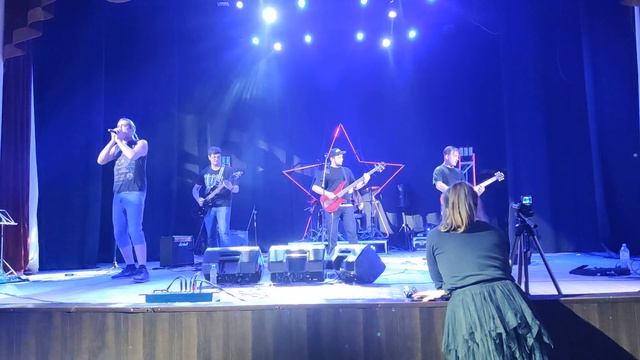 [Красная Комната] - Останови меня (фестиваль Роктябрь 28.10.2023) смотреть онлайн