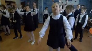 учат в школе должен ты всегда молчать!😅😅 меме