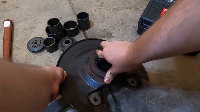 Rebuilding EK9 Civic Type R 5-Lug Assemblies | Project Civic EK смотреть онлайн