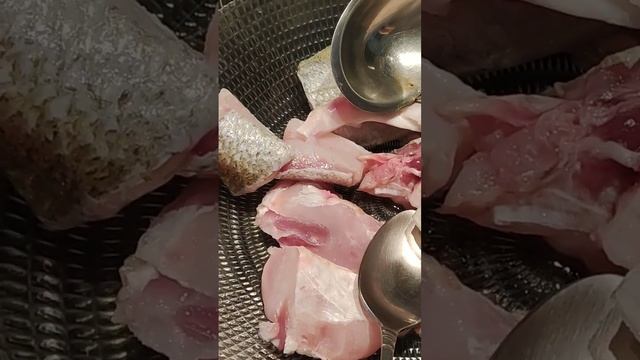 Готовим острый рыбный рыбный суп...