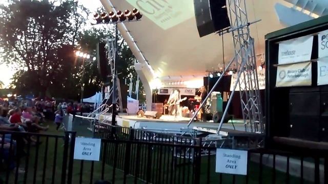 SASS JORDAN LIVE смотреть онлайн