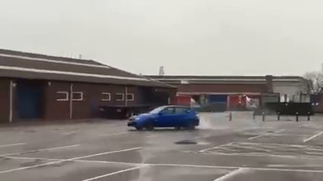 Subaru wrx sti hatchback drifting смотреть онлайн