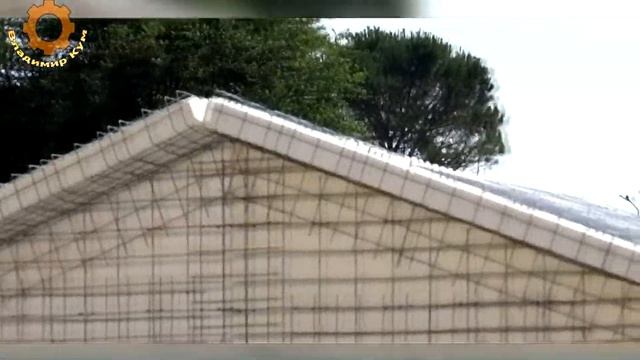 Как строят дома из пенопласта и проволоки смотреть онлайн