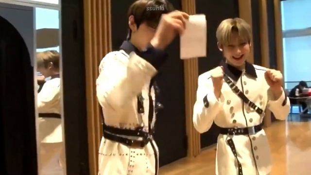 ENHYPEN SUNGHOON AND SUNOO MOMENTS - SUNSUN MOMENTS