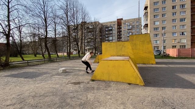 25 Способов преодолеть препятствие c помощью паркура/фрирана смотреть онлайн