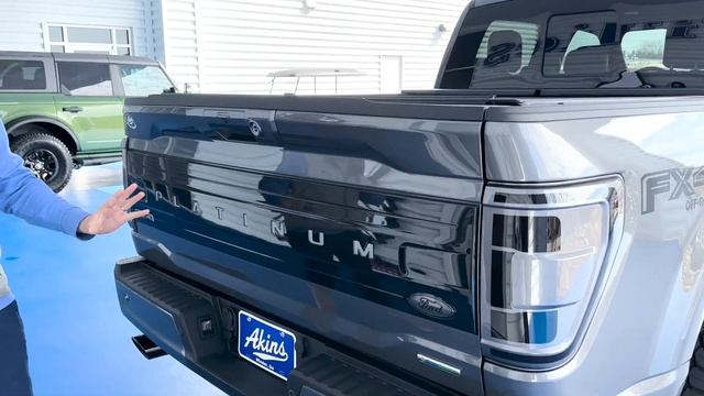 DAYTONA BEACH 2023 Ford F-150 Platinum Carbonized Gray Covert Edition Leveled on 35s смотреть онлайн