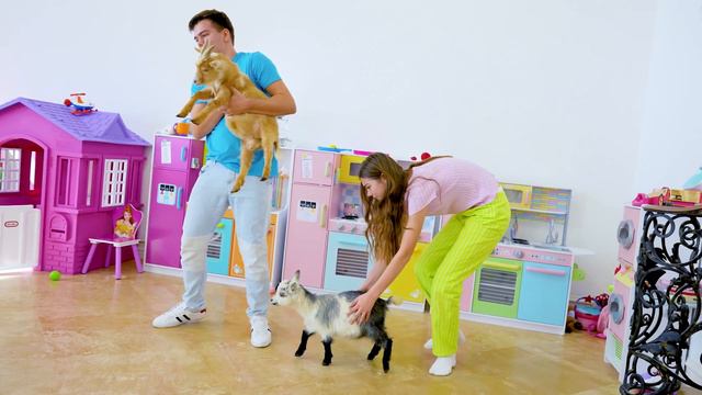 Настя и ее приключения с домашними животными в доме | Мия Настя и Артем смотреть онлайн