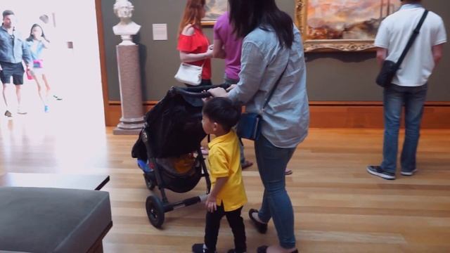 The J. Paul Getty Museum - 1,114 days old Baby Joseph смотреть онлайн