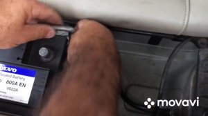 Как заменить аккумулятор на VOLVO XC90