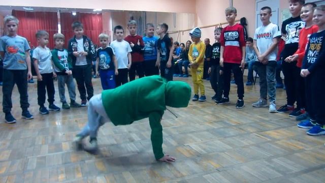 Брейкданс Волгодонск танцы смотреть онлайн