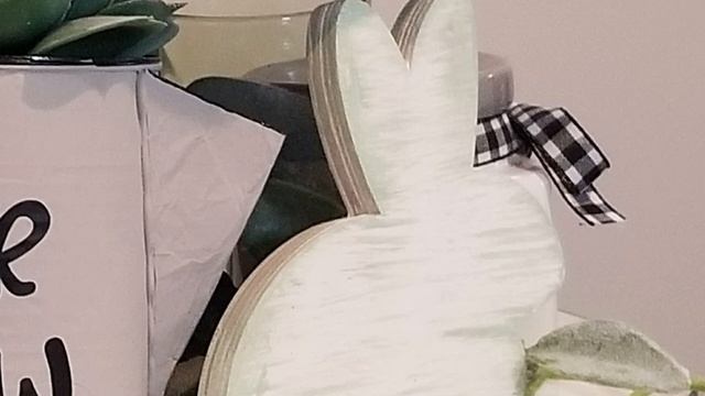 Spring Farmhouse DIYS~Tiered Tray Decor for Spring~Floral Farmhouse DIY Collab смотреть онлайн