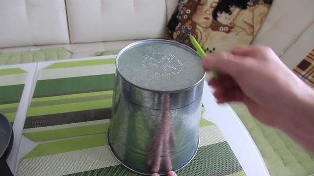 ВЕДРОПЕЧЬ изготовление печки-щепочницы своими руками из ведра смотреть онлайн