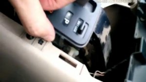 Замена лампочки подсветки АКПп Toyota Corolla 00-04 (120)