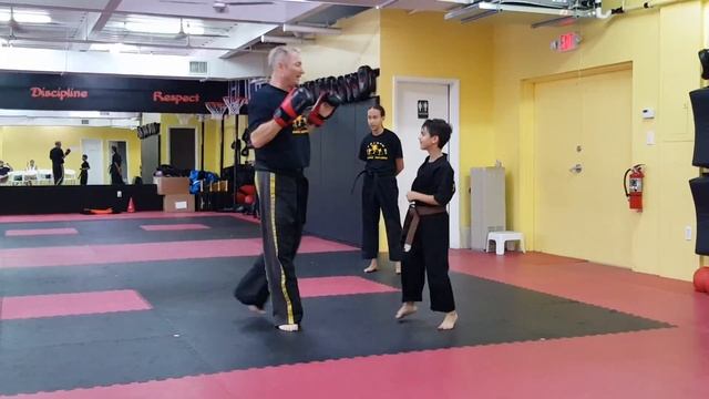 Kenpo Training (Cayman Karate Academy) смотреть онлайн
