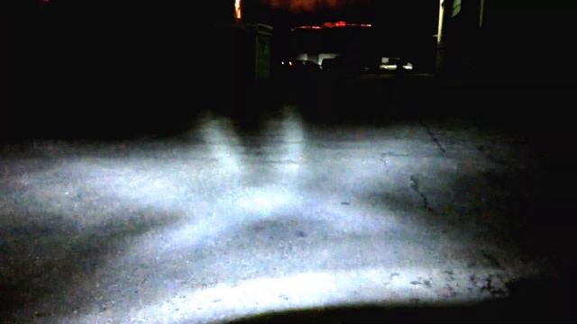 Как светит светодиодная фара головного света 7 дюймов (рефлектор) смотреть онлайн