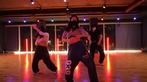 Give It Up To Me - Sean Paul Ft. Keyshia Cole / Funky.y Choreography / Urban Play Dance Academy
