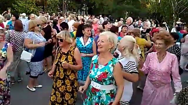 Танцы На Приморском Бульваре - Севастополь - 03.09.17 - День Нефтяника - Певец Сергей Соков смотреть онлайн
