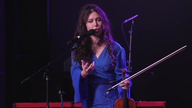 "I AM A MAN" | Lili Haydn | TEDxKCWomen смотреть онлайн