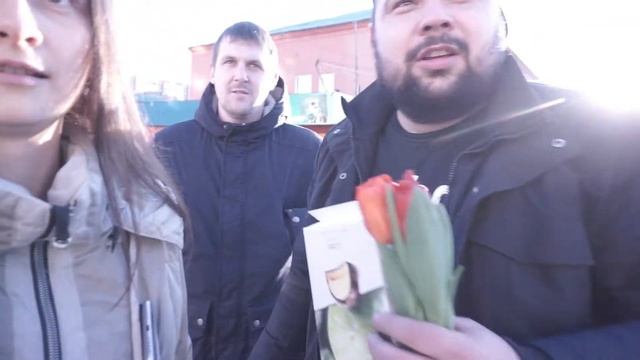 Подарки бабушкам / Где-то в Гетто Красноярск смотреть онлайн