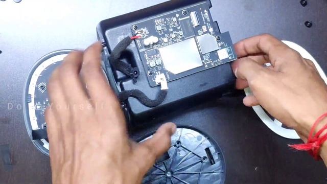 "Step-by-Step Guide: Disassembling the Xiaomi Mi Smart Speaker | Tear Down and Repair смотреть онлайн