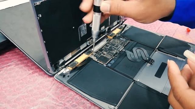 MacBook A1534 смотреть онлайн