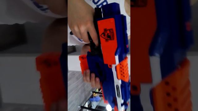 Обзор бластеров "NERF" смотреть онлайн