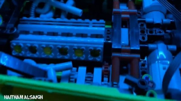 How to Motorize LEGO TECHNIC 42115 - Lamborghini SIAN FKP 37