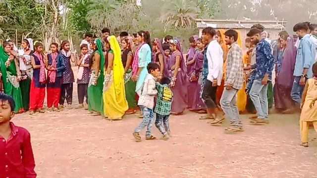 Witness the Cultural Beauty of a New Tribal Marriage Dance смотреть онлайн