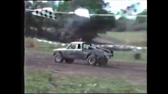 Who Will Win? Jeep CJ, Chevrolet Blazer Or Ford Bronco? Class 3 Off Road Racing In Ontario Canada смотреть онлайн