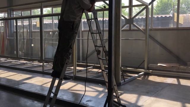 Изготовление торгового павильона из сэндвич панелей в Щелково. Видео обзор с производства. смотреть онлайн