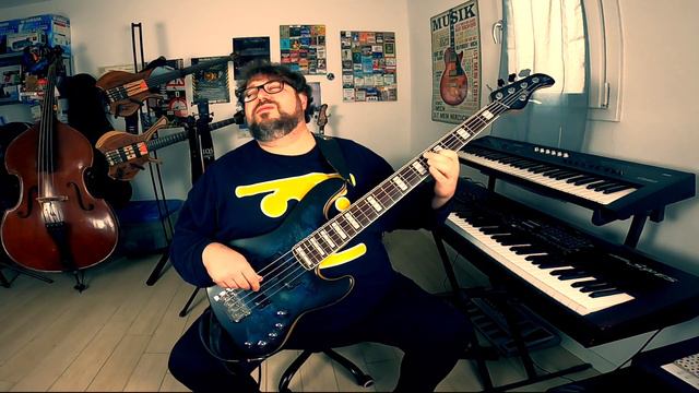 24 PENTATONIC Rock Riffs Practice Along - Electric Bass Lesson - Federico Malaman смотреть онлайн