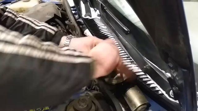 Лада Калина Замена мотора дворников за 7 минут / Lada Kalina Replacement of the engine wipers смотреть онлайн