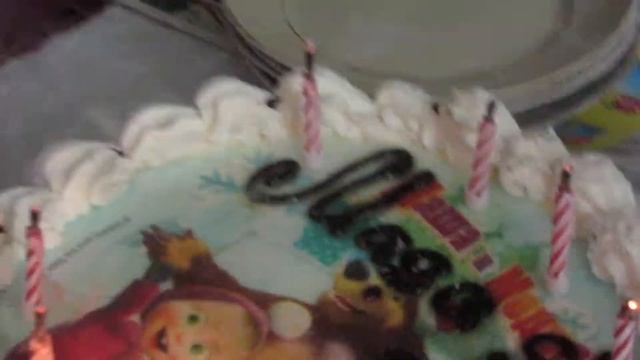 Опять Думитрица-незадуваемые свечи - дуй не дуй - нифига не выйдет смотреть онлайн