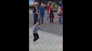 Девочка взорвала интернет!