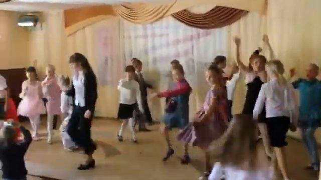 выпускной во 2 классе ..дискотека смотреть онлайн