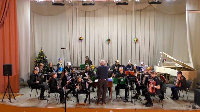 «ГРУСТНАЯ КАНАРЕЙКА», «КУРИНЫЙ РОК-Н-РОЛЛ» смотреть онлайн