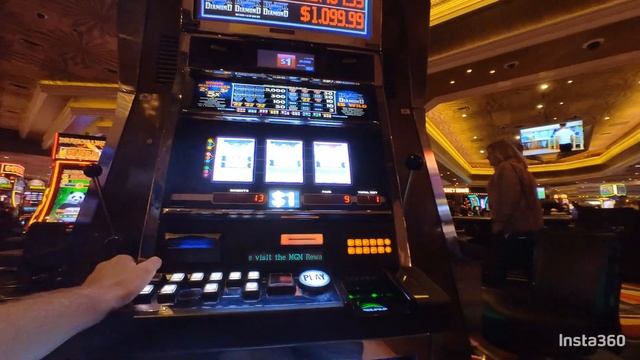 Business trip to Oracle Cloudworld 2022 in Las Vegas смотреть онлайн