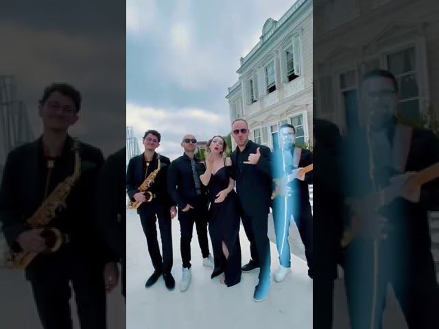 Rich band кавер группа выступает в Стамбуле | VYBOR Event смотреть онлайн