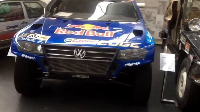 Музей Фольксваген в Вольфсбурге в Германии TRUE ТУРИСТ смотреть онлайн