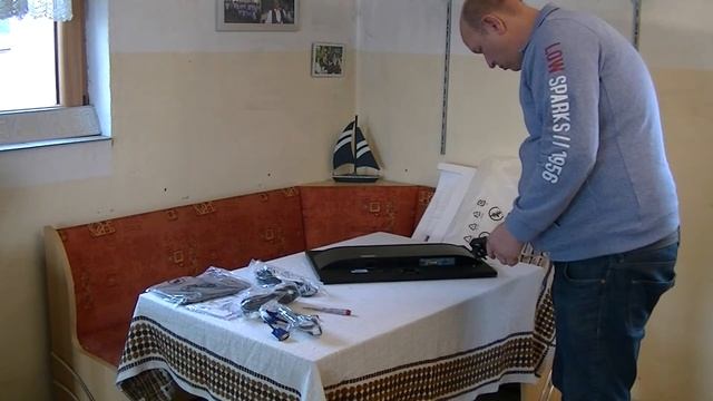 Unboxing Acer LED Monitor KA240H Bid смотреть онлайн