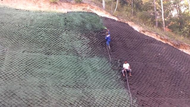 Гидропосев газона на склоне, Воронеж с. Чертовицкое смотреть онлайн