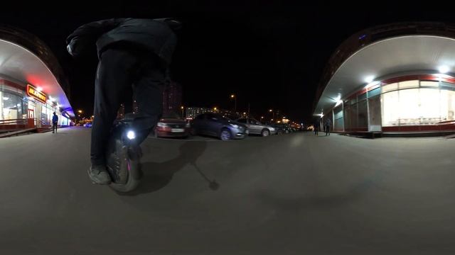 Видео 360! VR. "Чудаки" нашей Родины или зачем нужен персональный видеорегистратор. 06.12.2020 смотреть онлайн