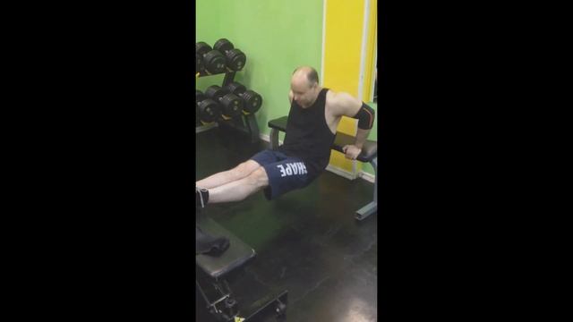 обратные отжимания от скамейки смотреть онлайн