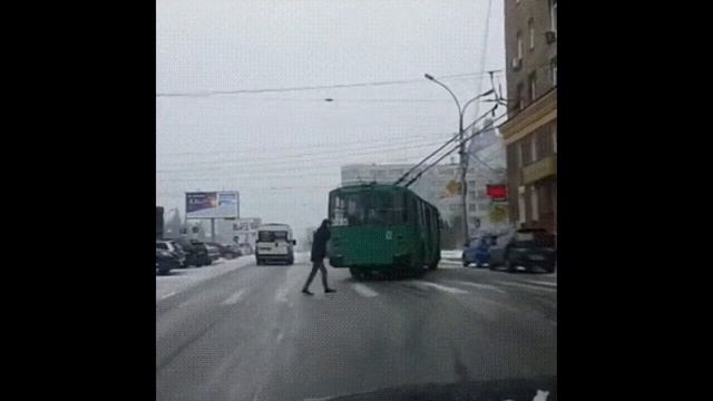 Электро ЗиЛ 600 сил, Сибирский ответ Зилу Кокостика, дрифт корч на электротяге смотреть онлайн